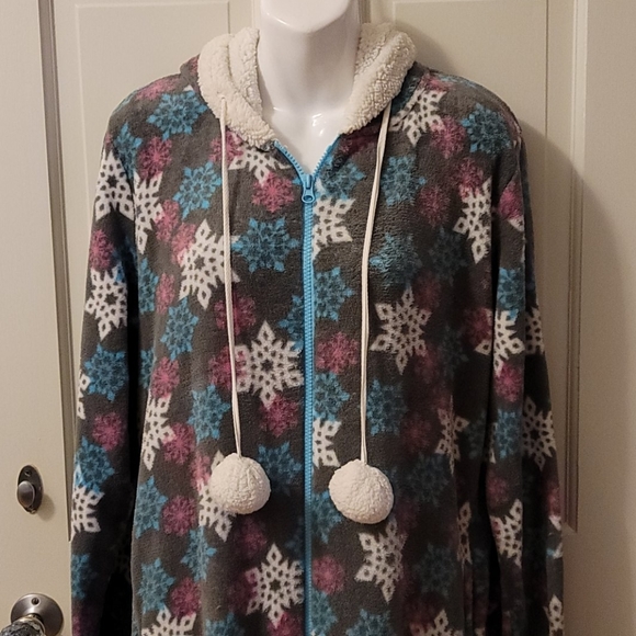 Adult Onesie PJ's - Picture 7 of 9